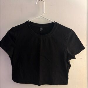 SHEIN Classic Black Crop Top